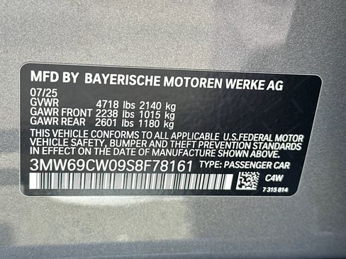 Used 2025 BMW 330i Sedan w/ Convenience Package image 40