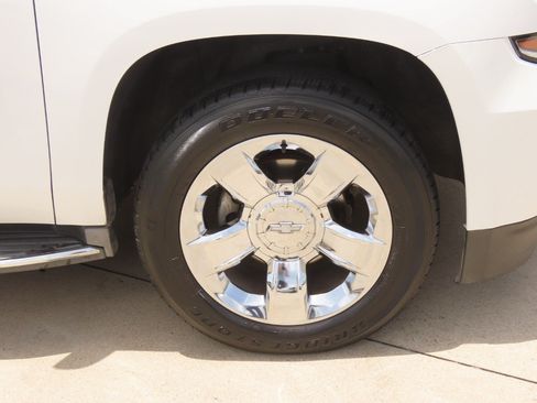 Used 2016 Chevrolet Tahoe LT w/ Texas Edition Package RWD image 9