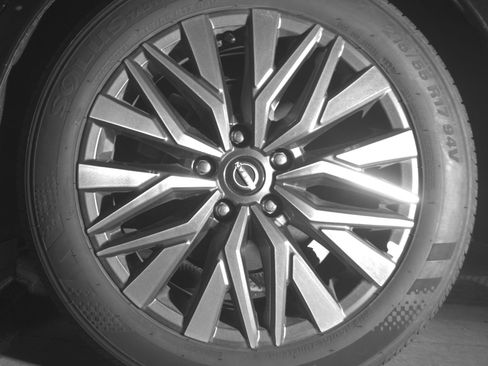 Used 2025 Nissan Altima 2.5 SV FWD image 14