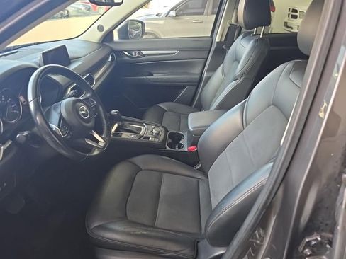 Used 2019 MAZDA CX-5 Touring FWD image 4