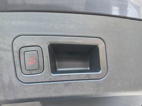 Used 2017 Tesla Model S 75 RWD image 59