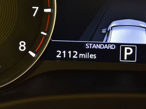 Certified 2025 INFINITI QX50 Luxe image 22