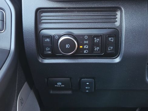 Used 2026 Ford F250 Lariat AWD/4WD image 25