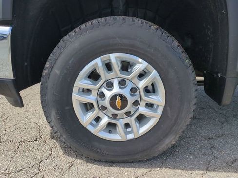 New 2026 Chevrolet Silverado 2500 W/T w/ WT Convenience Package AWD/4WD image 10