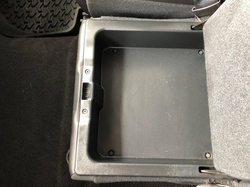Used 2016 RAM 1500 Laramie AWD/4WD image 22