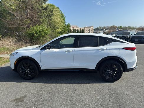 New 2026 Buick Envista Sport Touring image 3