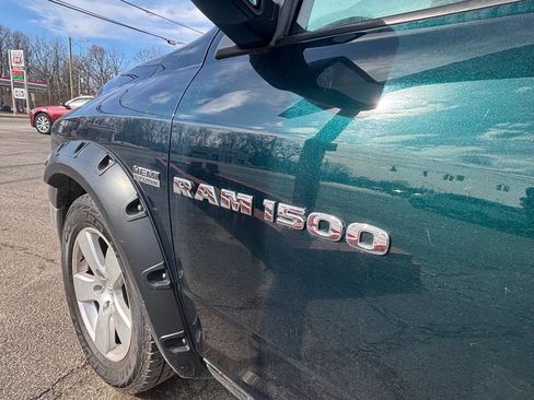 Used 2011 RAM 1500 Classic SLT w/ Remote Start & Security Group image 9