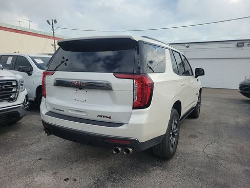 Used 2024 GMC Yukon AT4 w/ Technology Package image 19