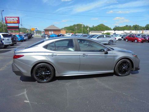 Used 2025 Toyota Camry XLE image 2