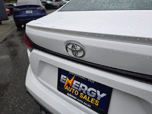 Used 2021 Toyota Corolla SE FWD image 8