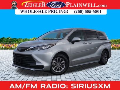Used 2021 Toyota Sienna LE