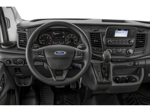 Used 2023 Ford Transit 350 XLT RWD image 4