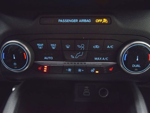 Used 2024 Ford Escape ST-Line w/ Cold Weather Package image 30