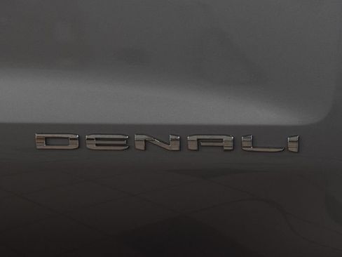 Used 2024 GMC Sierra 1500 Denali Ultimate AWD/4WD image 17