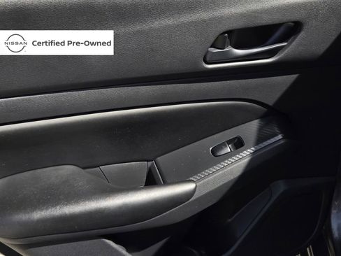Certified 2025 Nissan Altima 2.5 S FWD image 9