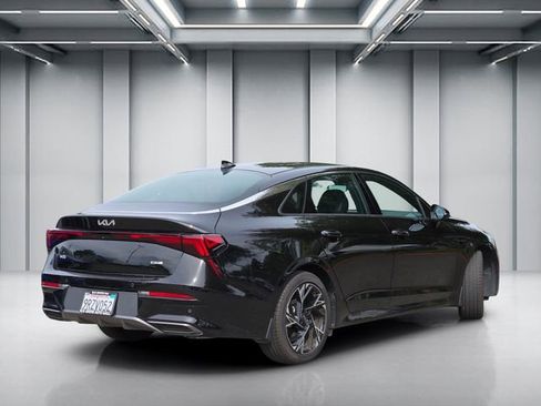 Certified 2025 Kia K5 GT-Line image 4