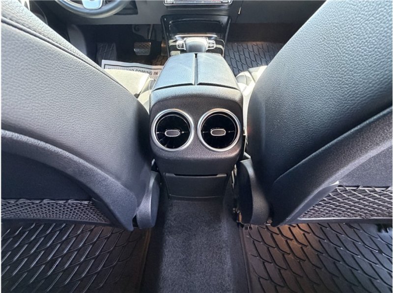 Used 2020 Mercedes-Benz A 220 image 20