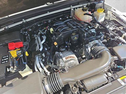 Used 2021 Jeep Gladiator Mojave AWD/4WD image 30