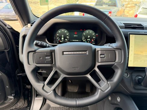 New 2026 Land Rover Defender 110 S image 10