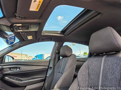 Used 2023 Honda Accord Sport image 12