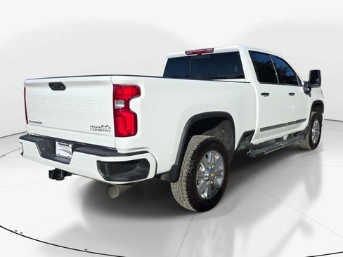 Used 2024 Chevrolet Silverado 2500 High Country w/ High Country Premium Package AWD/4WD image 10