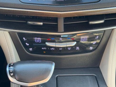 Used 2018 Cadillac CT6 Luxury image 25