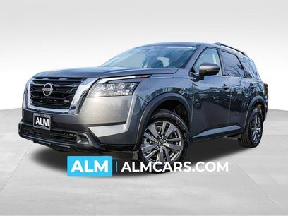 Used 2025 Nissan Pathfinder SV