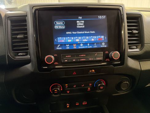 Used 2022 Nissan Frontier S w/ Technology Package image 17