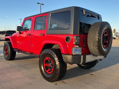 Used 2015 Jeep Wrangler Unlimited Sahara w/ Trailer Tow Group image 12