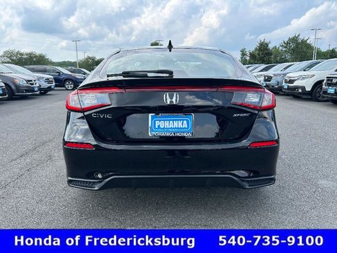 Used 2024 Honda Civic Sport image 4