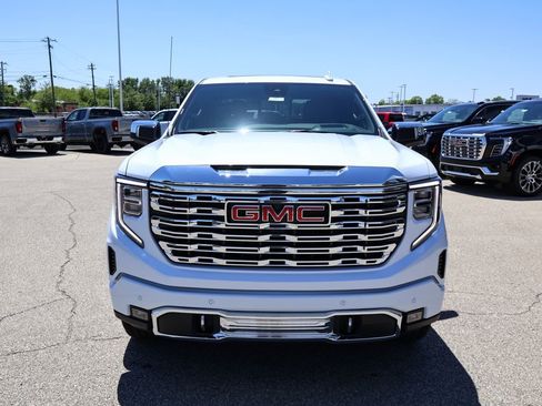 New 2026 GMC Sierra 1500 Denali w/ Technology Package AWD/4WD image 32
