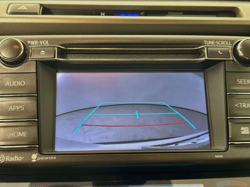 Used 2015 Toyota RAV4 Limited w/ Technology Package FWD image 16