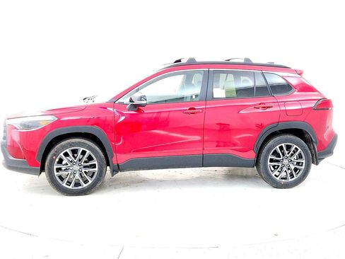 New 2026 Toyota Corolla Cross XLE image 3