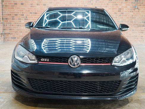 Used 2017 Volkswagen GTI S FWD image 5