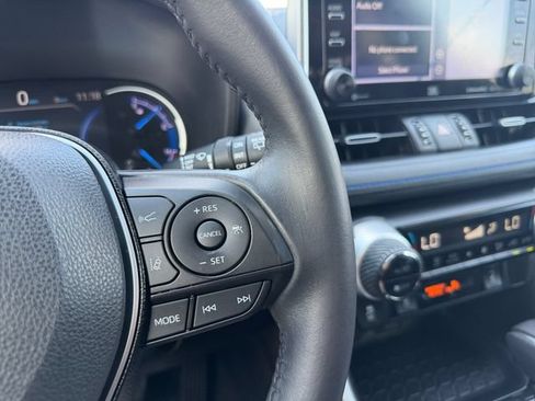 Used 2019 Toyota RAV4 XSE AWD/4WD image 30