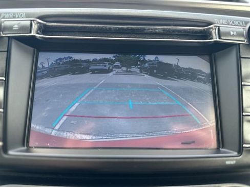 Used 2015 Toyota RAV4 LE FWD image 19