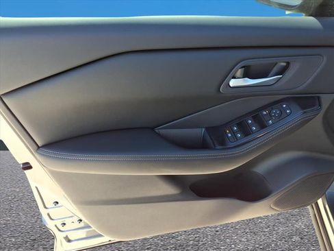 New 2026 Nissan Rogue SV image 15