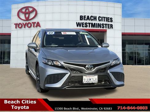 Certified 2023 Toyota Camry SE image 3