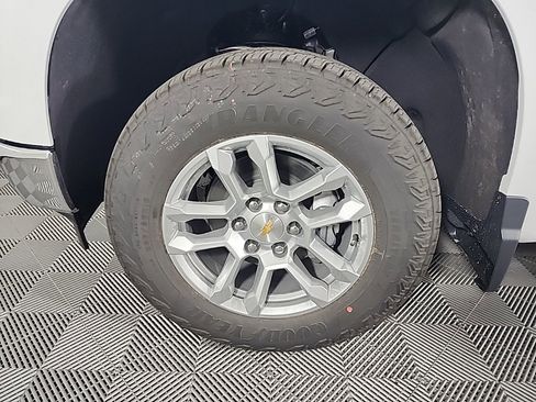 New 2026 Chevrolet Silverado 1500 LT image 15