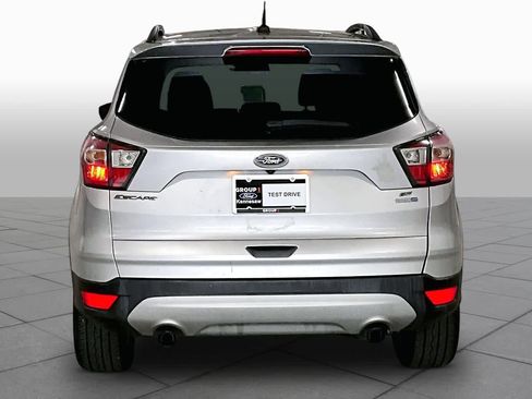 Used 2017 Ford Escape SE w/ Equipment Group 201A AWD/4WD image 5