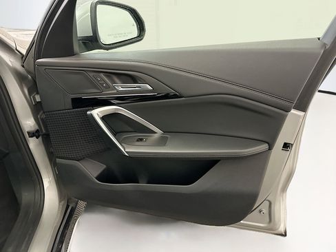 Used 2025 BMW X1 xDrive28i image 34