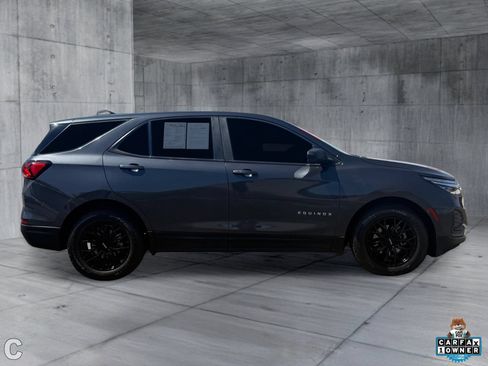Used 2022 Chevrolet Equinox LS w/ LS Convenience Package FWD image 6