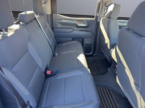 New 2026 GMC Sierra 1500 SLE w/ Preferred Package image 22