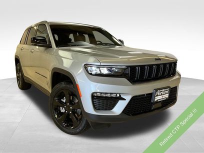 New 2025 Jeep Grand Cherokee Limited w/ Black Appearance Package