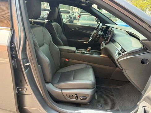 Used 2023 Lexus RX 350 w/ Cold Area Package AWD/4WD image 21