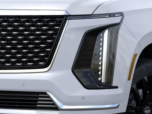 New 2026 Cadillac Escalade Luxury AWD/4WD image 10