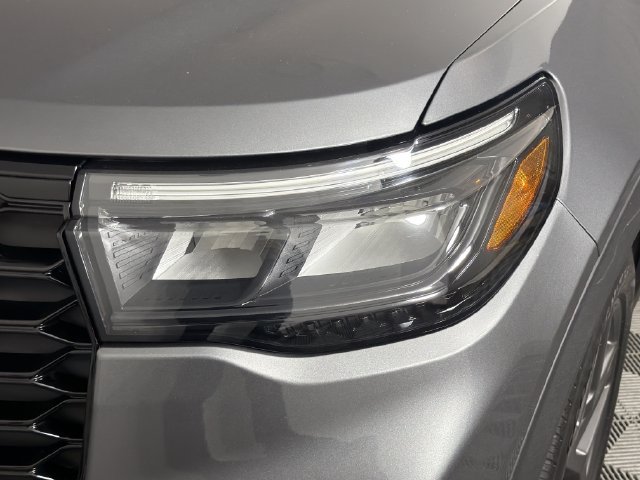 Used 2026 Ford Explorer ST-Line w/ ST-Line Street Pack RWD image 28