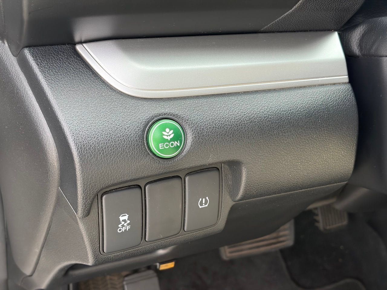Used 2016 Honda CR-V SE image 6
