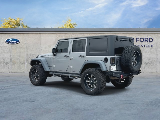 Used 2016 Jeep Wrangler Unlimited Rubicon w/ Connectivity Group AWD/4WD image 6