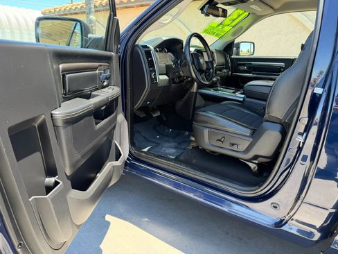 Used 2013 RAM 1500 R/T w/ Convenience Group RWD image 17
